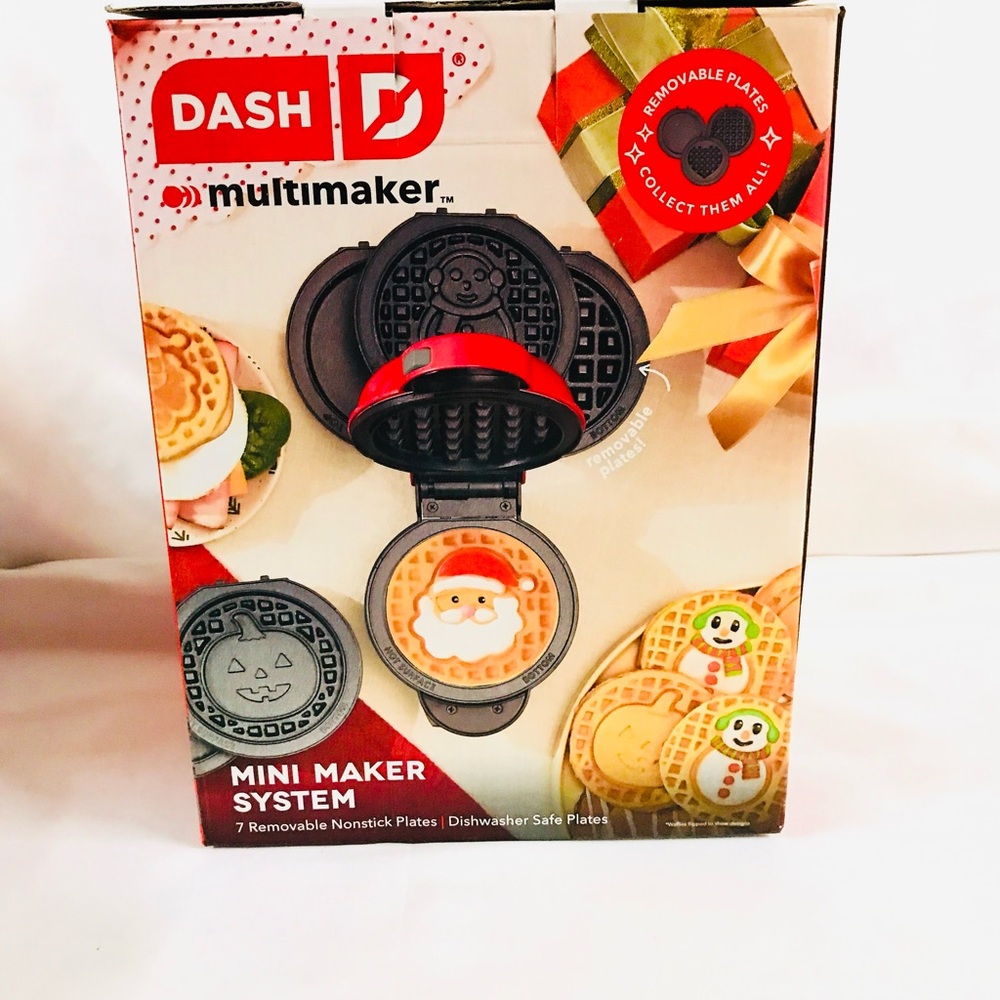 Dash MultiMaker Mini Waffle Maker System with 6 Removeable Holiday Plate Storage - Picture 2 of 10